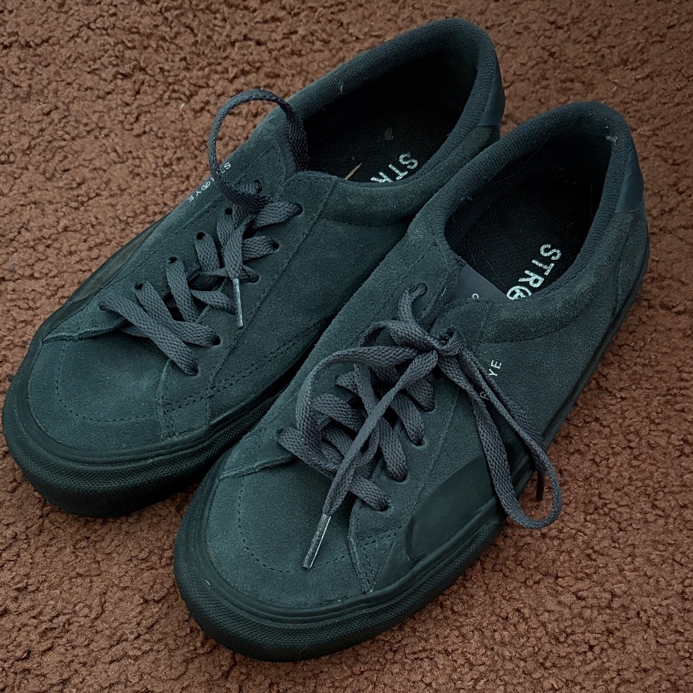 Straye Skate Shoes